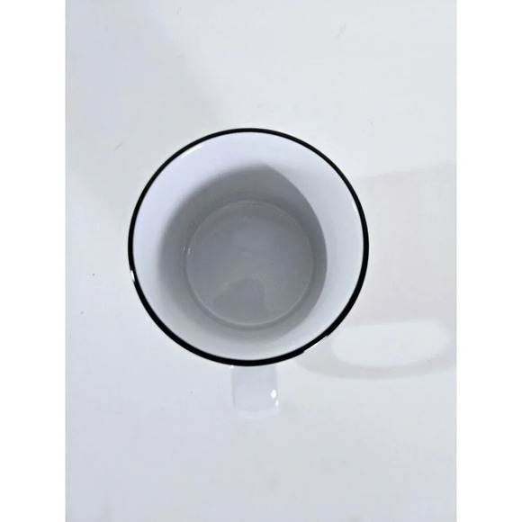 New Stylish Hello Kitty Coffee Mug, Hot or Cold, White & Red, 20fl oz - Picture 5 of 7